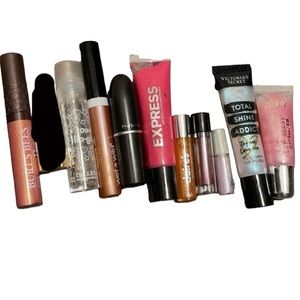 Lip gloss and stain lot